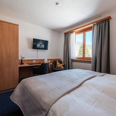 Hotel Buenda Давос Екстериор снимка