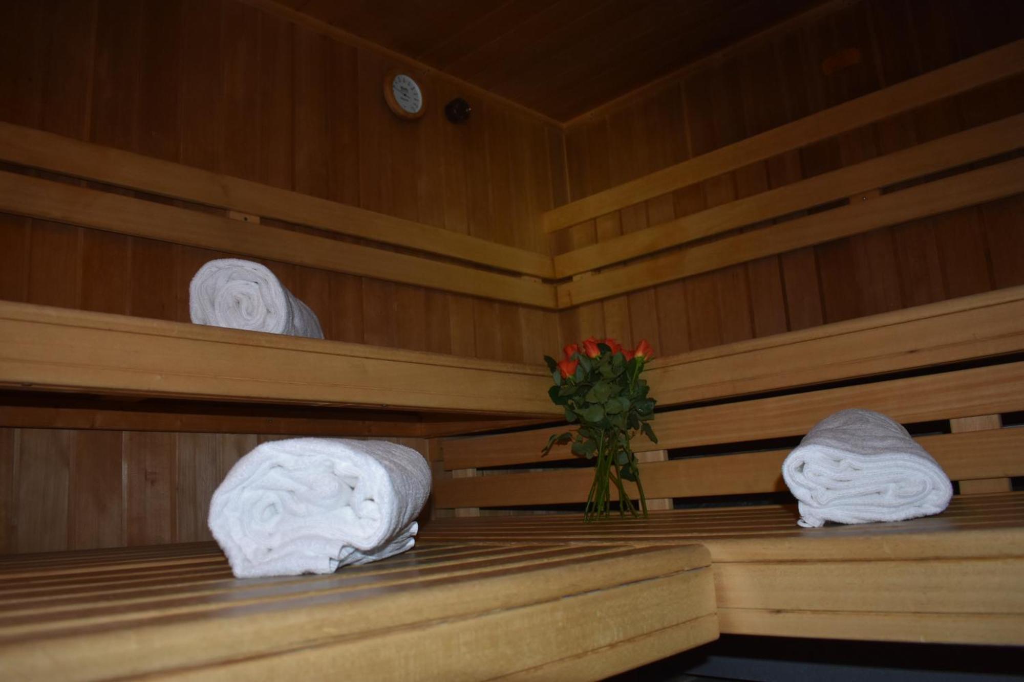 Hotel Buenda Давос Екстериор снимка