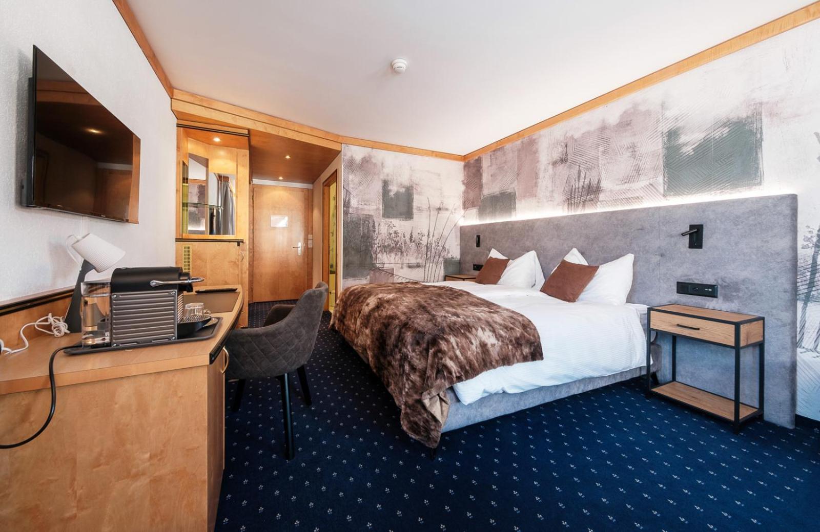 Hotel Buenda Давос Екстериор снимка