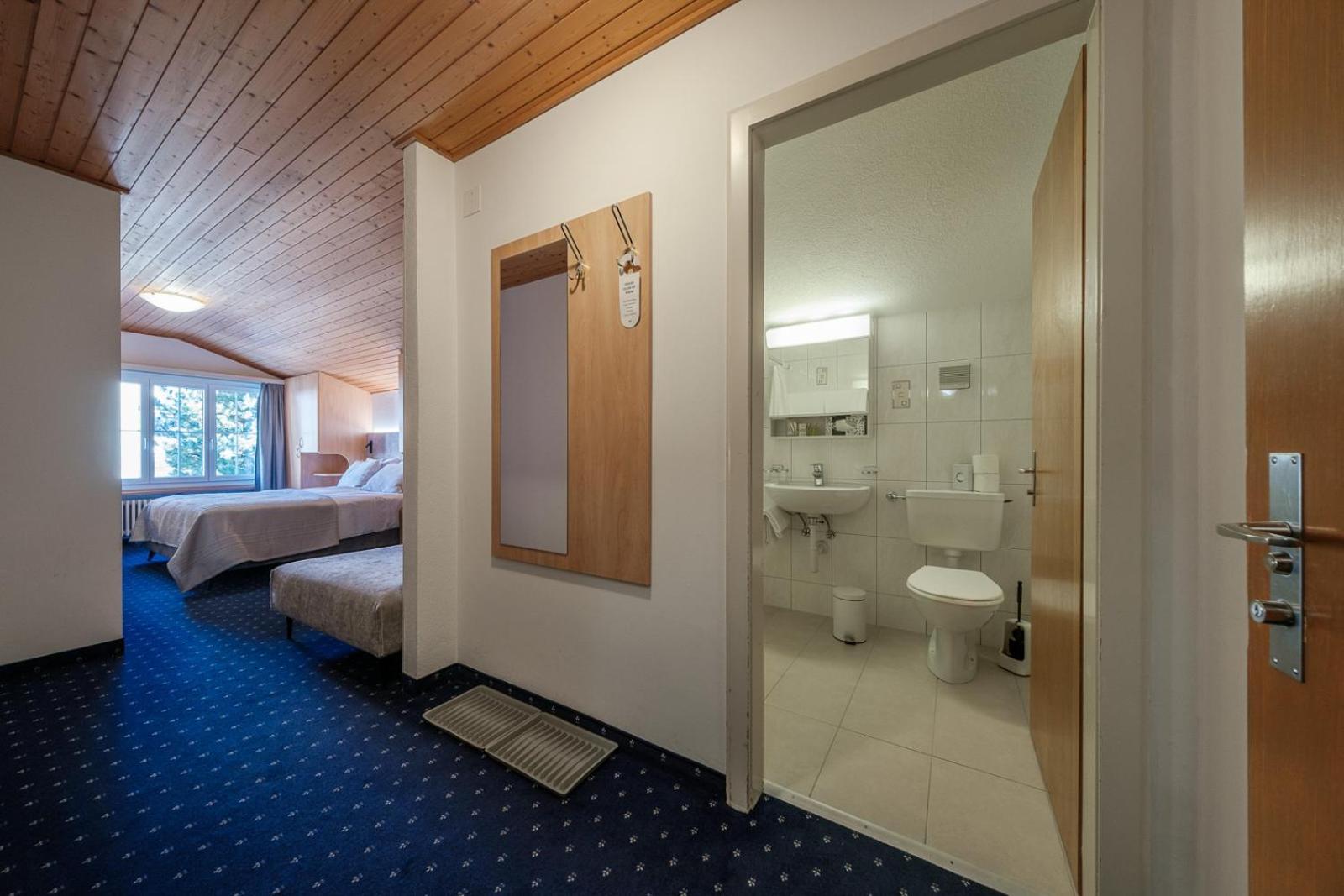 Hotel Buenda Давос Екстериор снимка