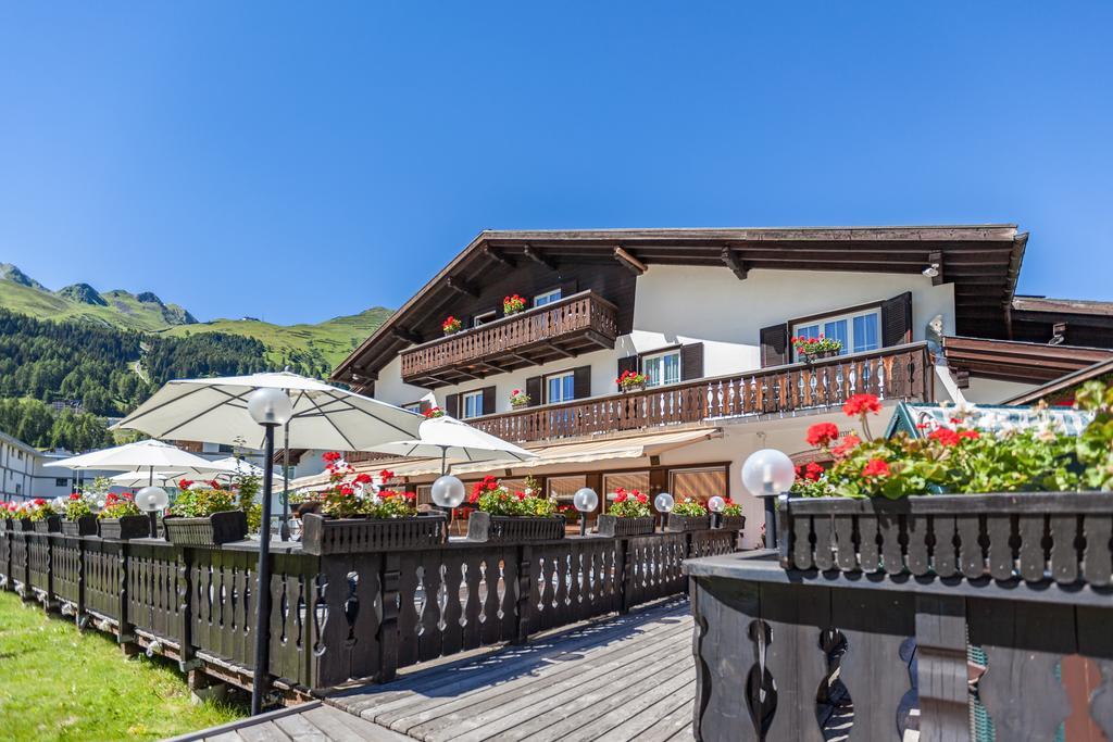 Hotel Buenda Давос Екстериор снимка